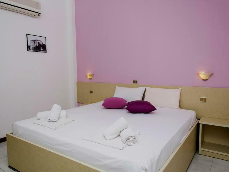 Yannis Apartments Afytos Exterior photo