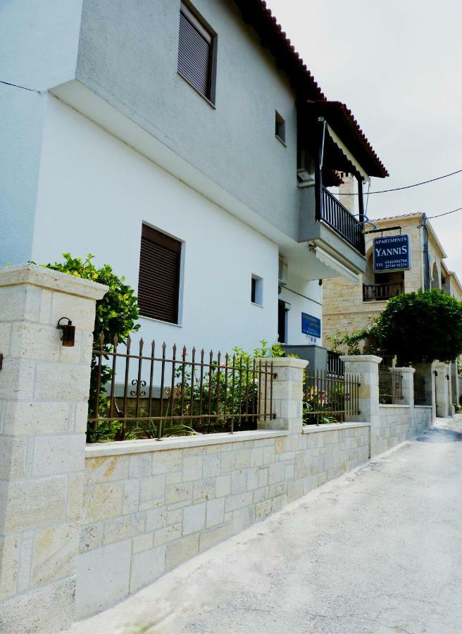 Yannis Apartments Afytos Exterior photo